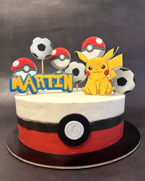 Tarta de Pokémon con Pikachu y balones
