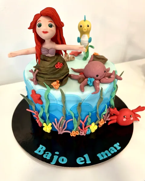 Tarta «Bajo el mar» con sirena