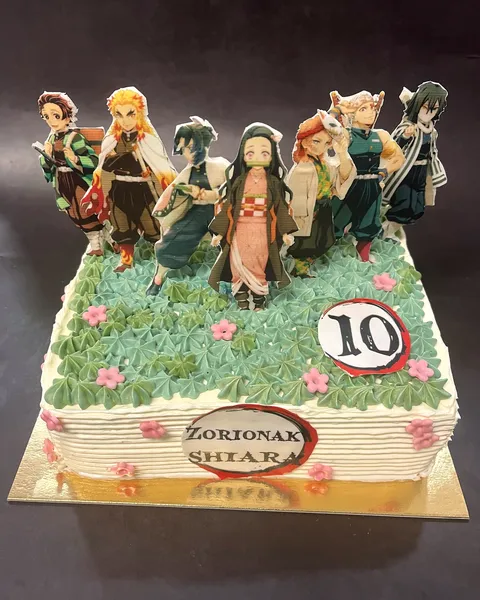 Tarta de Guardianes de la Noche con el 10