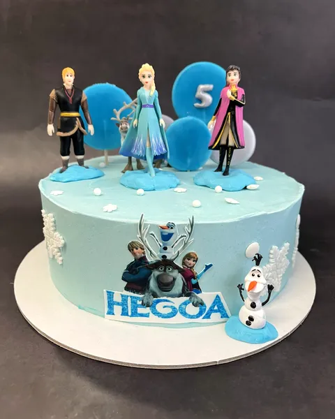 Tarta de Frozen con el 5