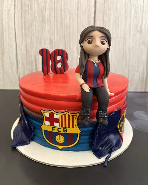Tarta del Barça con figura y el 18