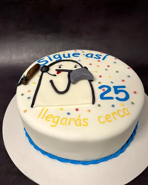 Tarta divertida «Sigue así» con el 25