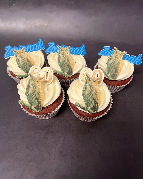 Cupcakes de búho con número 60